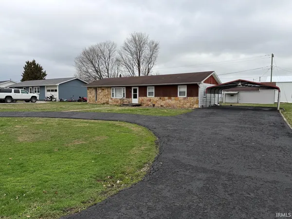 $160,000 | 740 South Mathers Street, Orleans, IN 47452