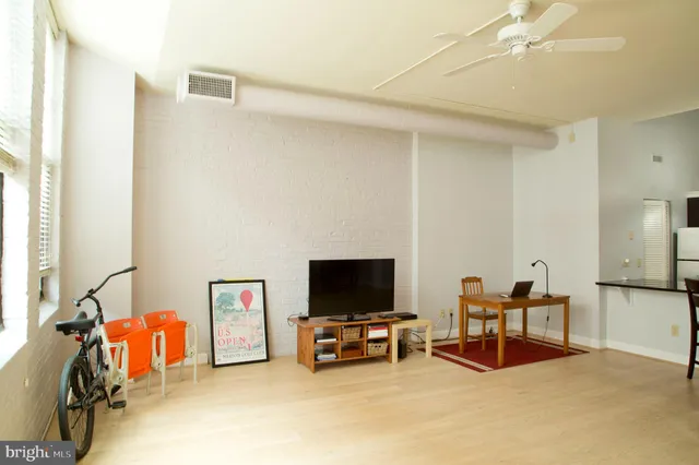 $435,000 | 2429 Locust Street, Unit 411, Philadelphia, PA 19103