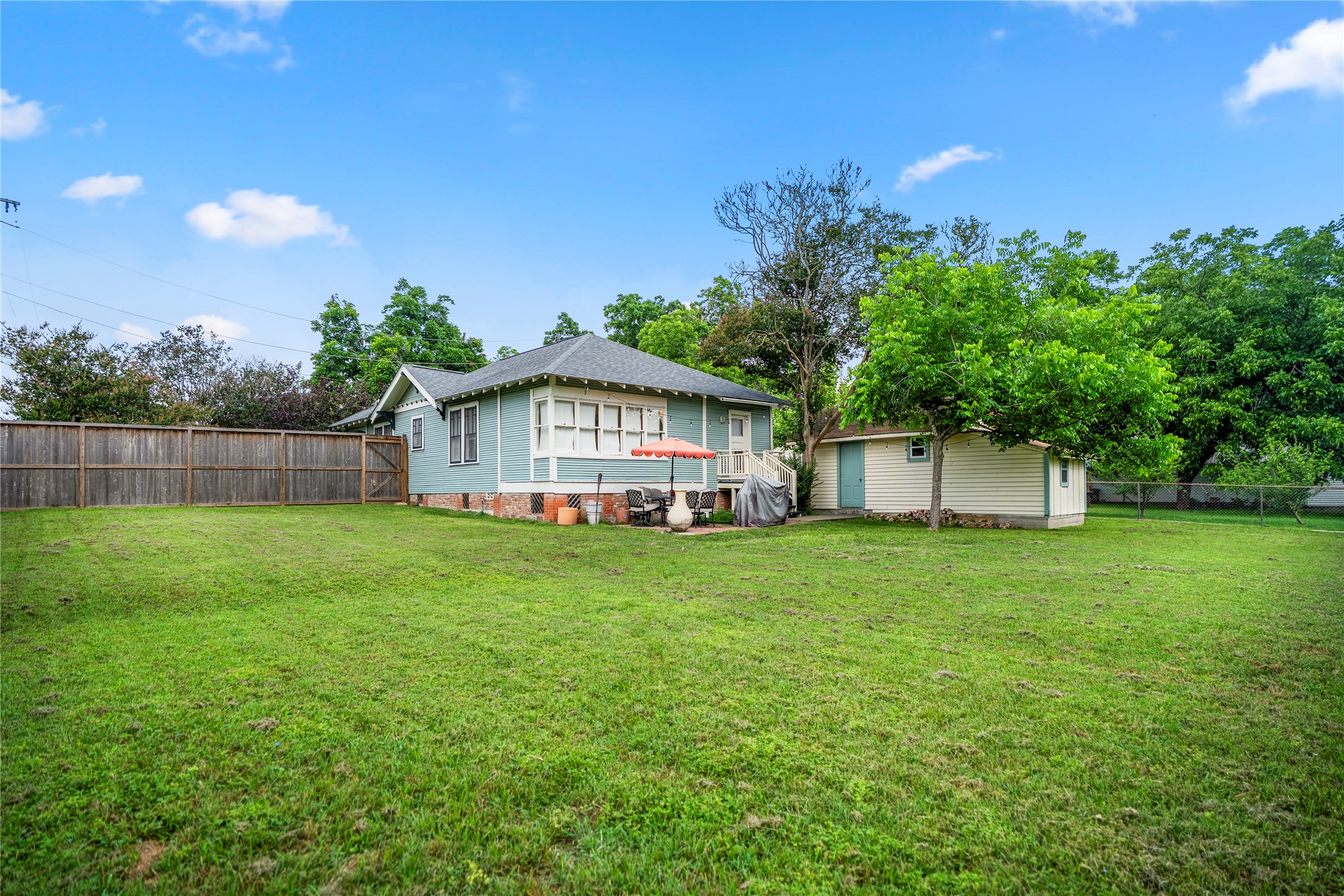 907 Clinton Street Brenham, TX 77833 - Photo 33 of 34