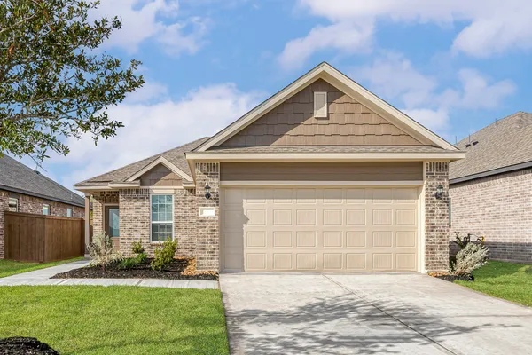 $2,425 | 8839 New Jade Drive, Iowa Colony, TX 77583