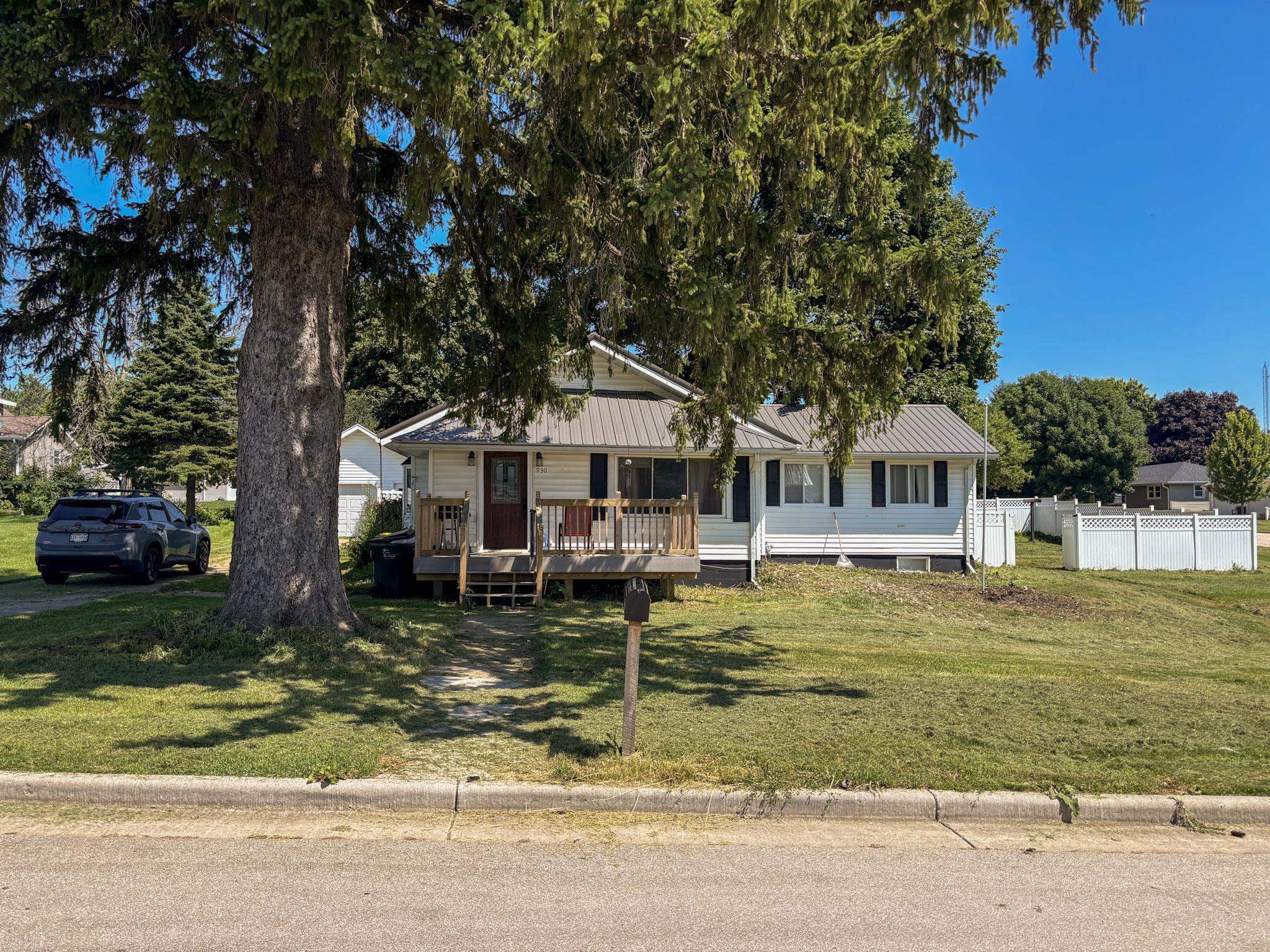930 5th Street Fennimore, WI 53809 - Photo 9 of 17