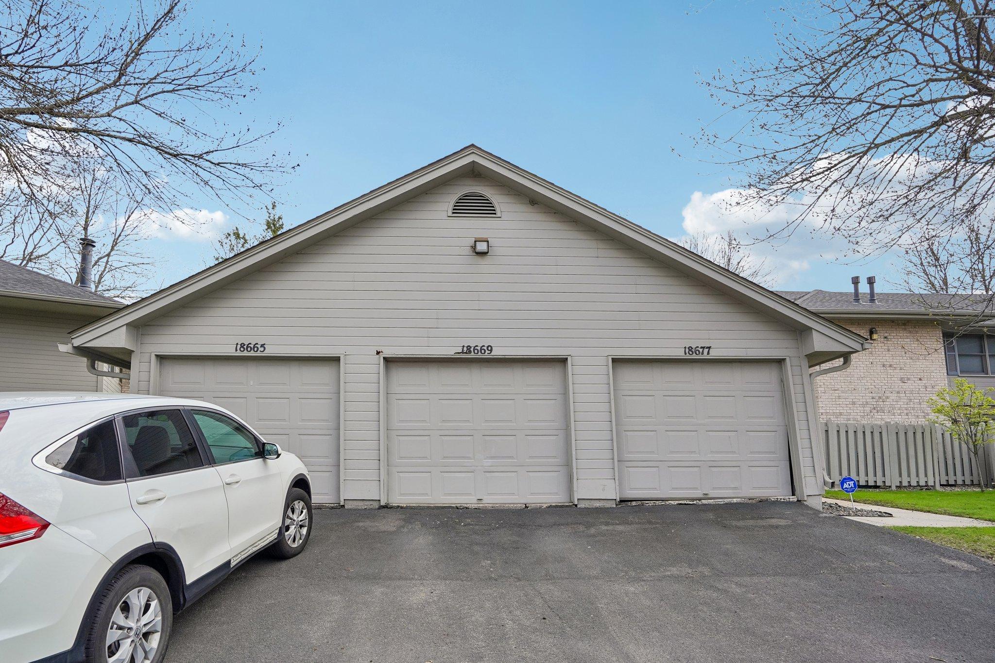 18669 Clear View Court Minnetonka, MN 55345 - Photo 29 of 34