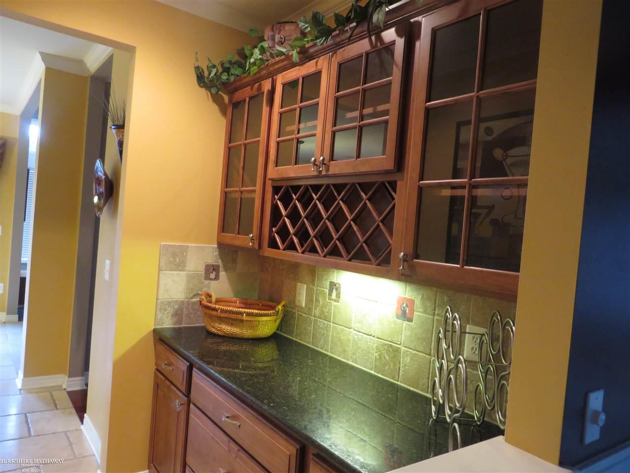 1022 Moran Drive Rochester, MI 48307 - Photo 9 of 31