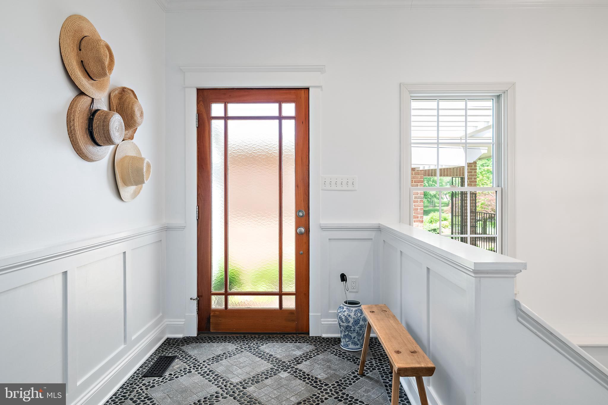 1010 South River Landing Road Edgewater, MD 21037 - Photo 5 of 49 Charming coastal entry