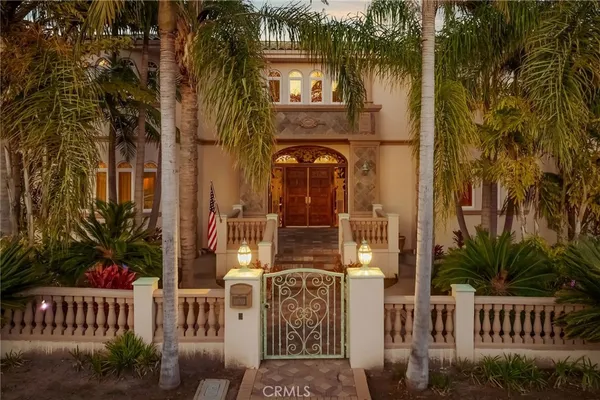 front view of house with a yard