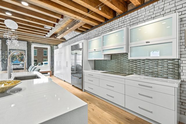 $3,750,000 | 343 Commercial Street, Unit 114, Boston, MA 02109