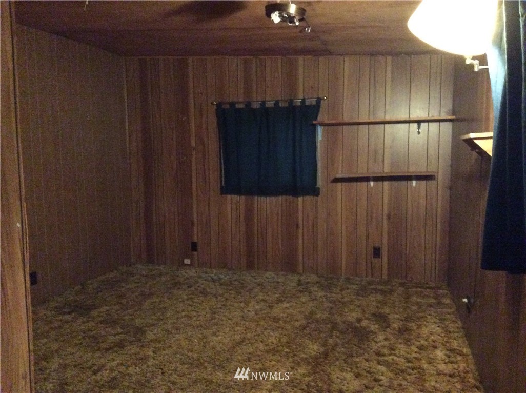 250 3rd Street Port Hadlock, WA 98339 - Photo 7 of 12 Gallery Image 7