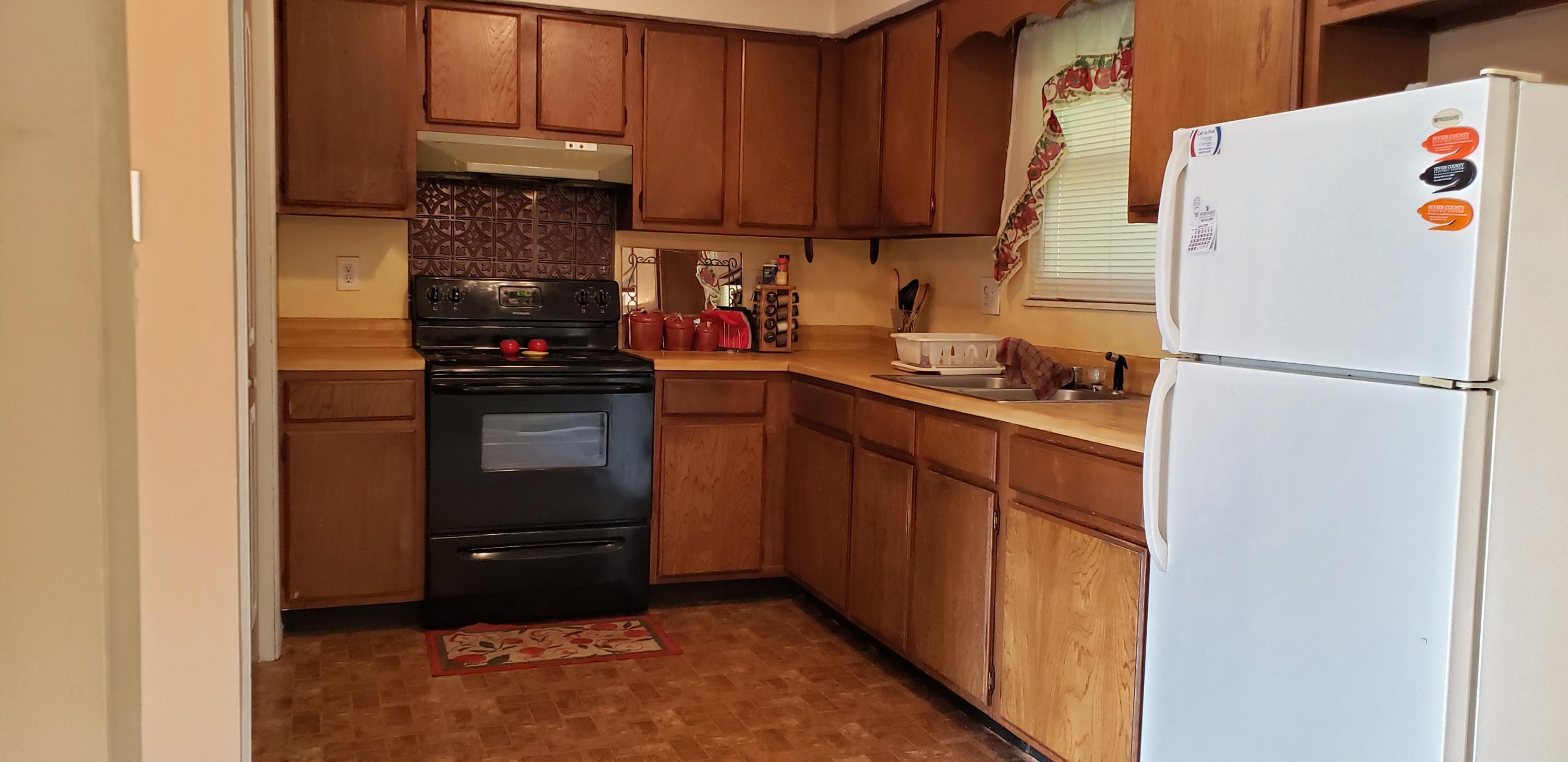 1834 Norlil Road Sevierville, TN 37876 - Photo 20 of 23 Kitchen1