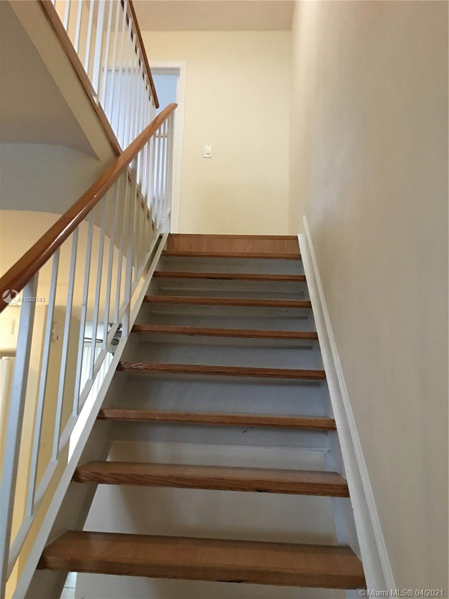 425 Grapetree Drive, Unit 209 Key Biscayne, FL 33149 - Photo 12 of 25