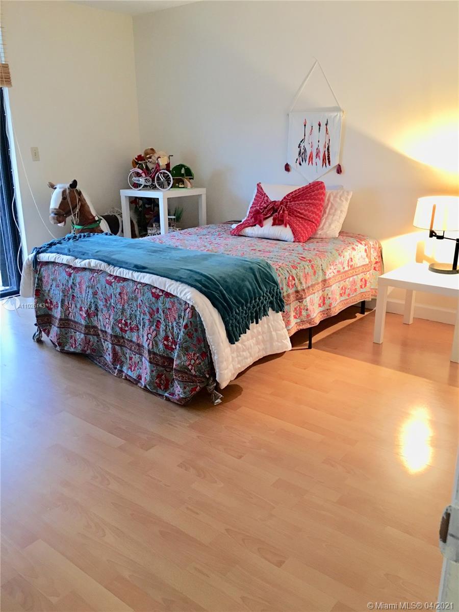 425 Grapetree Drive, Unit 209 Key Biscayne, FL 33149 - Photo 14 of 25
