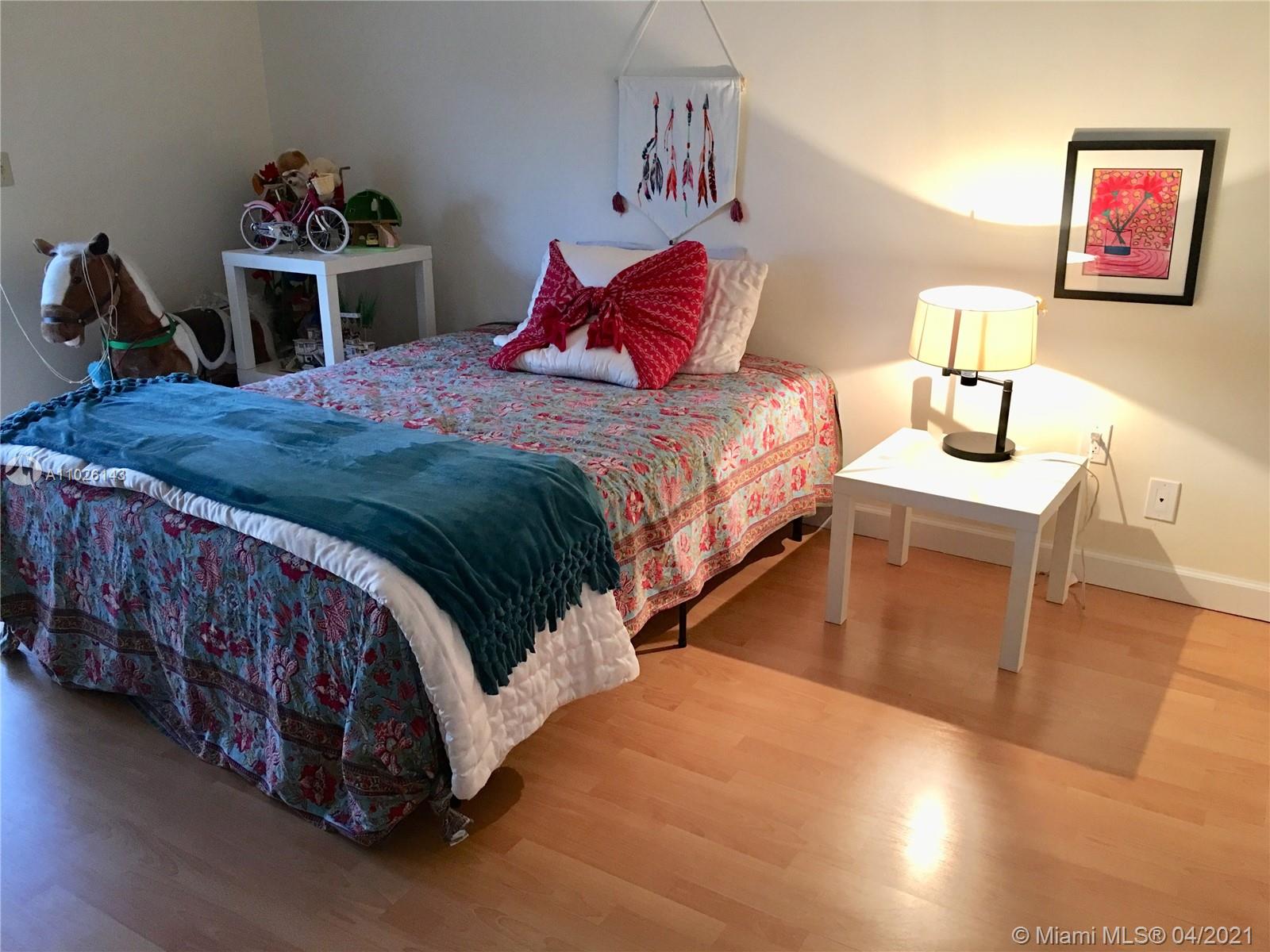 425 Grapetree Drive, Unit 209 Key Biscayne, FL 33149 - Photo 15 of 25