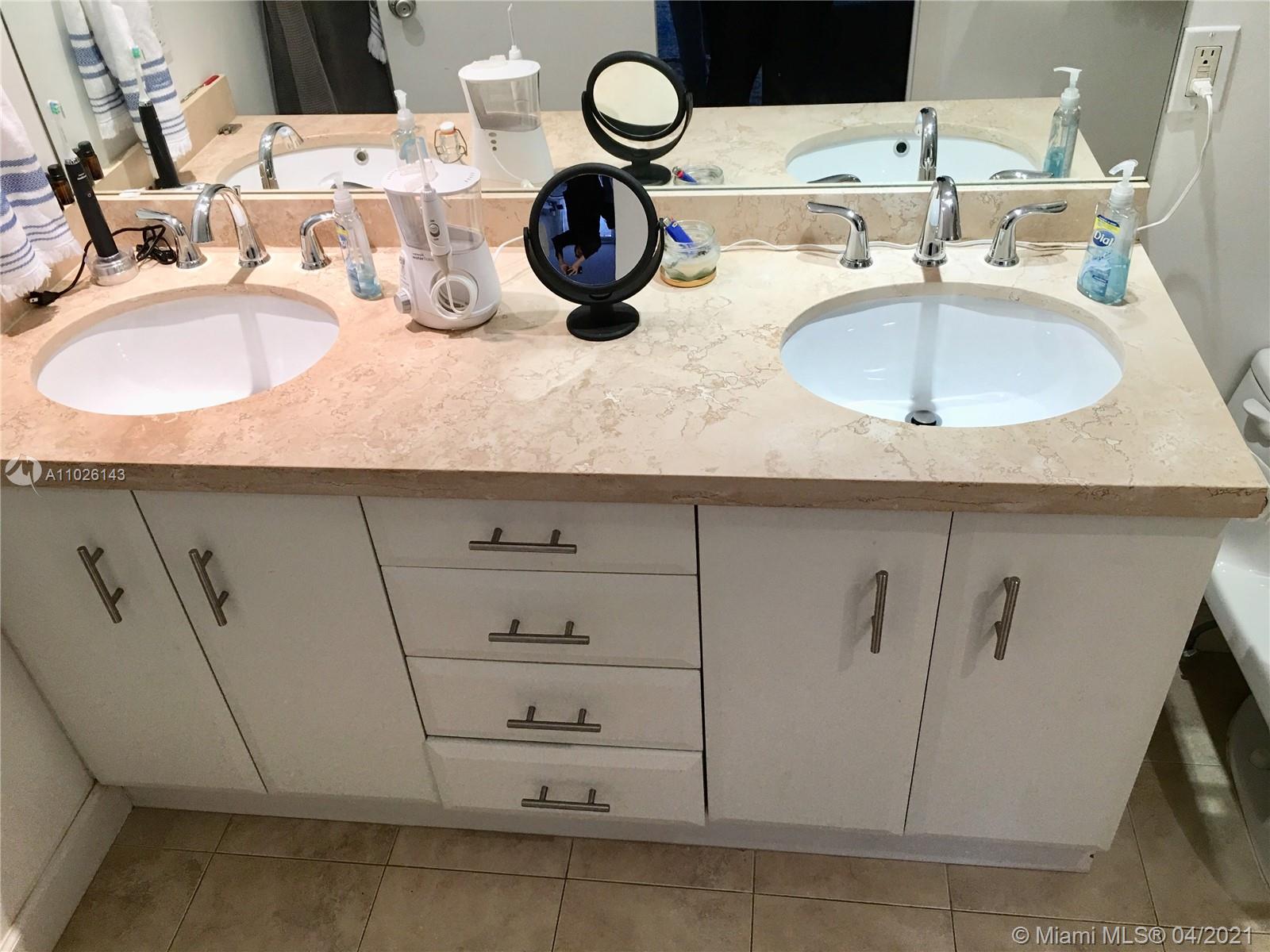 425 Grapetree Drive, Unit 209 Key Biscayne, FL 33149 - Photo 20 of 25