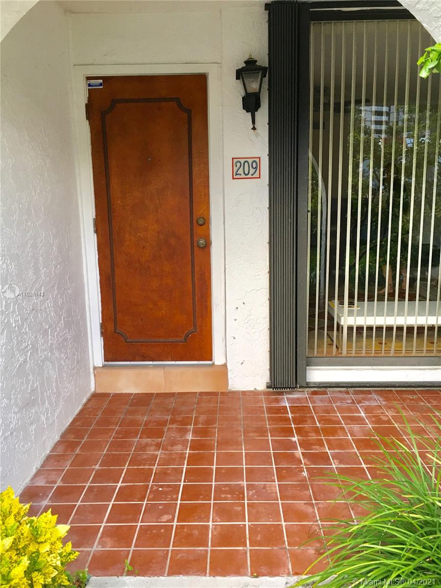 425 Grapetree Drive, Unit 209 Key Biscayne, FL 33149 - Photo 24 of 25