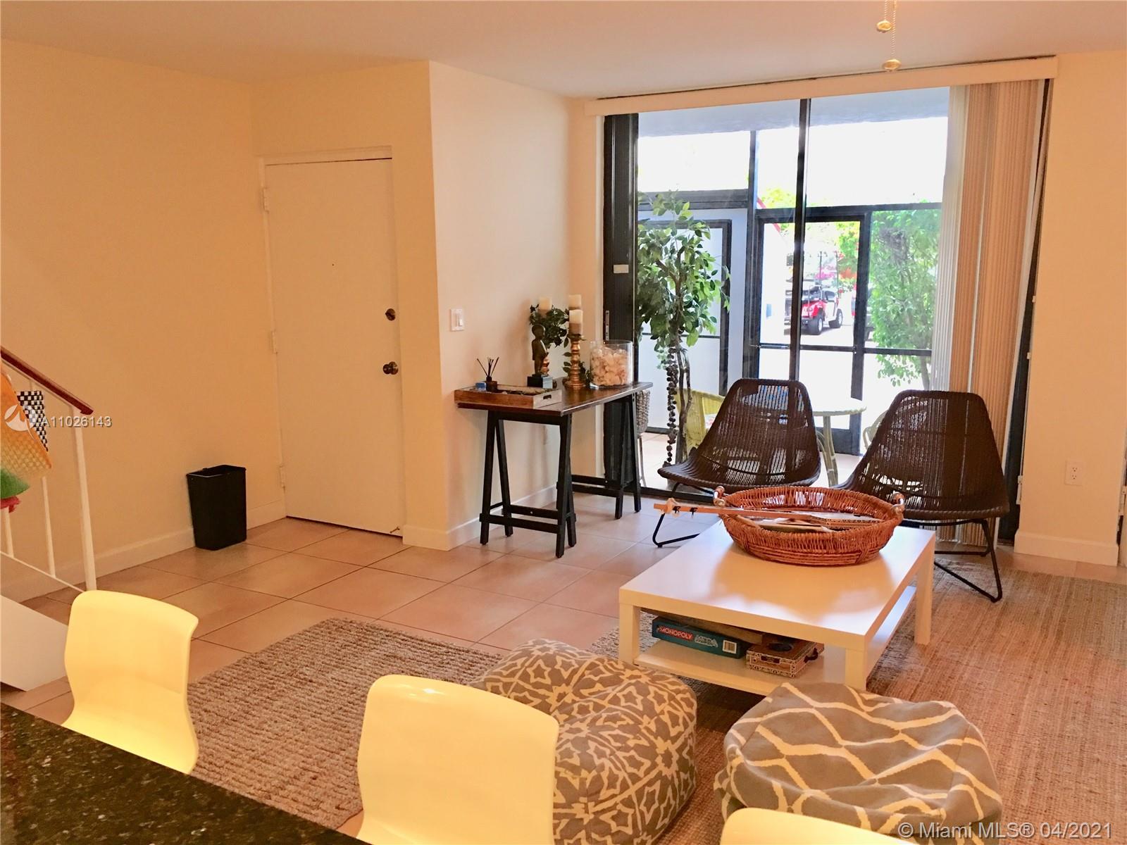 425 Grapetree Drive, Unit 209 Key Biscayne, FL 33149 - Photo 5 of 25