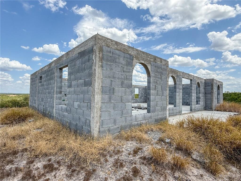Lot 9 North Fm 3167 Rio Grande City, TX 78582 - Photo 3 of 15 a backyard of a house with table and chairs