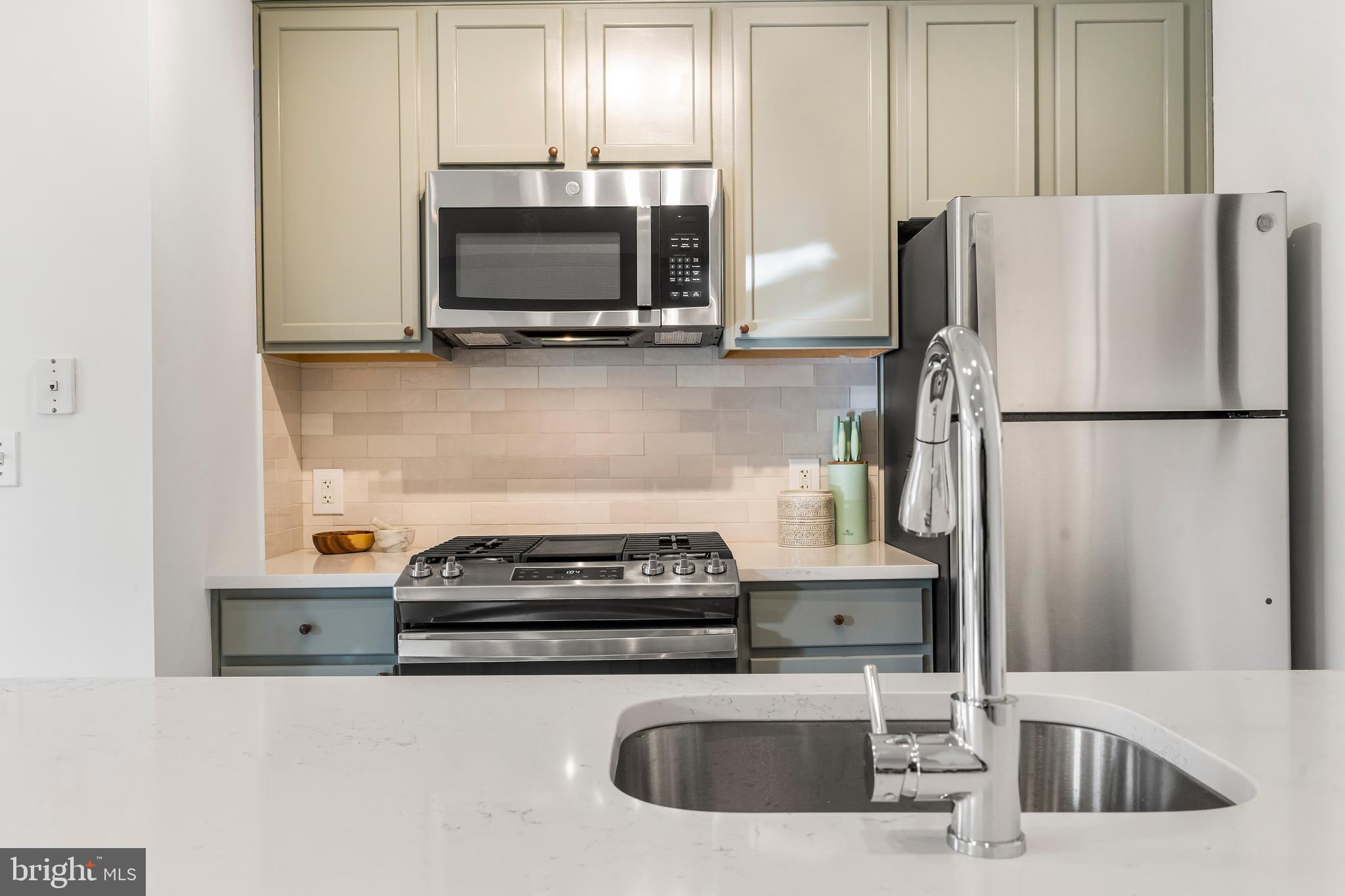 1418 W Street Northwest, Unit 505 Washington, DC 20009 - Photo 14 of 38
