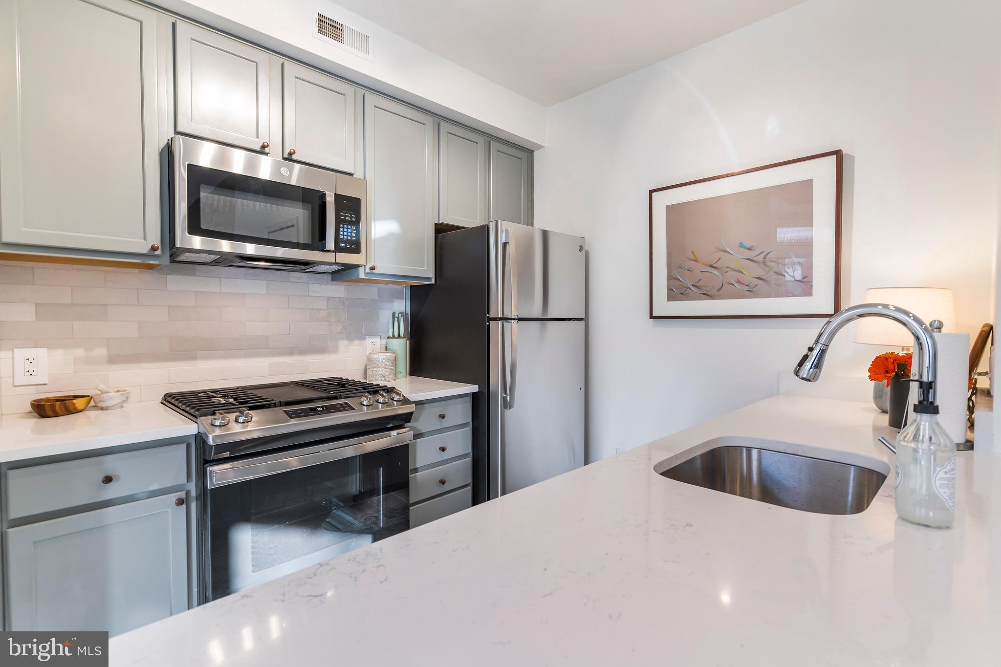 1418 W Street Northwest, Unit 505 Washington, DC 20009 - Photo 16 of 38