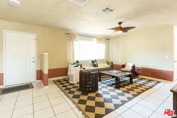 $1,950 | 71658 Cactus Drive, Twentynine Palms, CA 92277