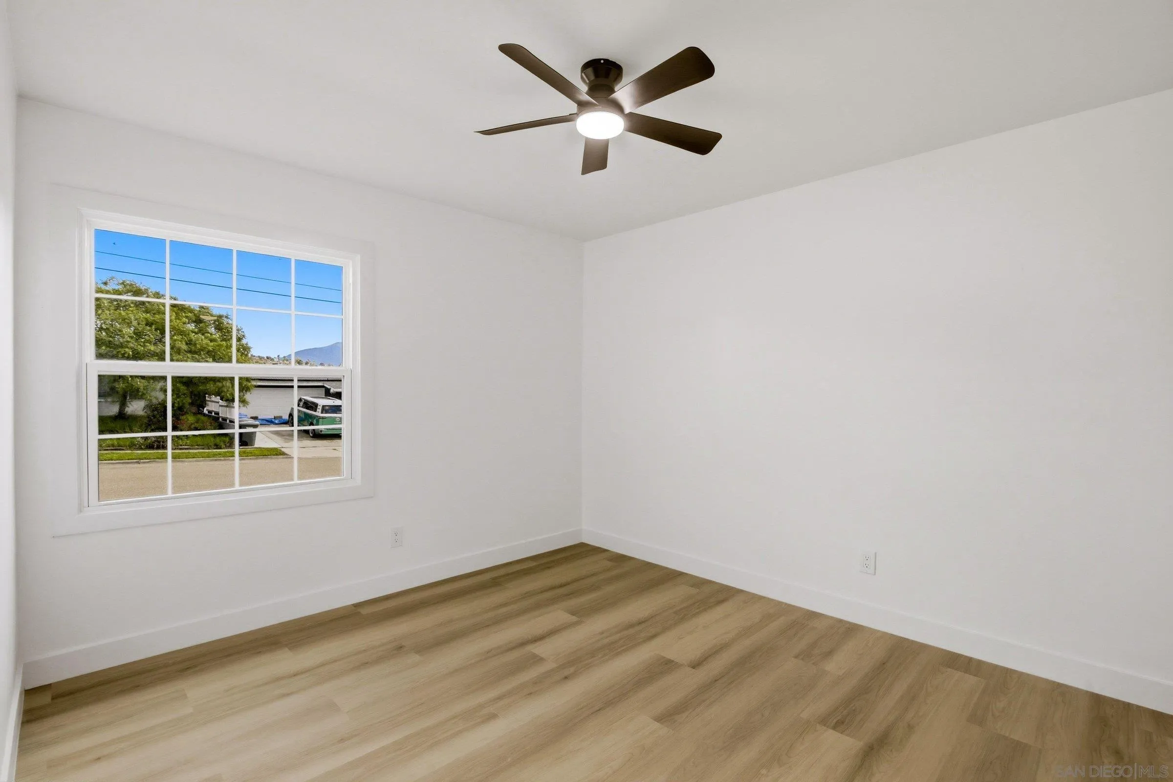 1670 Enfield Street Spring Valley, CA 91977 - Photo 23 of 33 Gallery Image 23