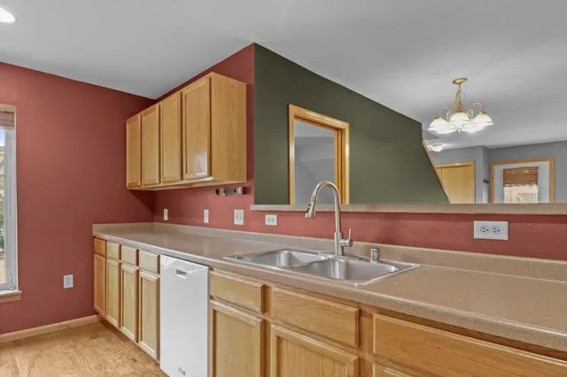 $300,000 | 3902 Maple Grove Drive, Unit 9, Madison, WI 53719