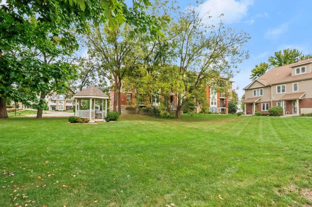 $300,000 | 3902 Maple Grove Drive, Unit 9, Madison, WI 53719