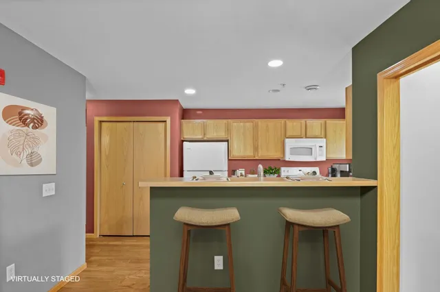 $300,000 | 3902 Maple Grove Drive, Unit 9, Madison, WI 53719