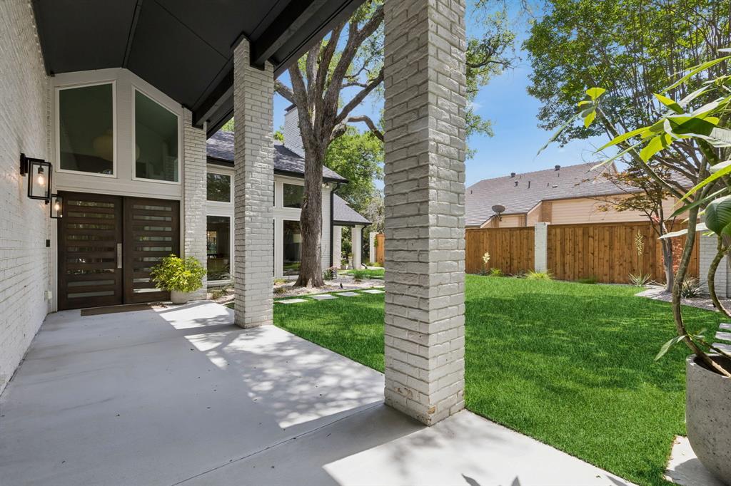 2016 Wing Point Lane Plano, TX 75093 - Photo 3 of 33