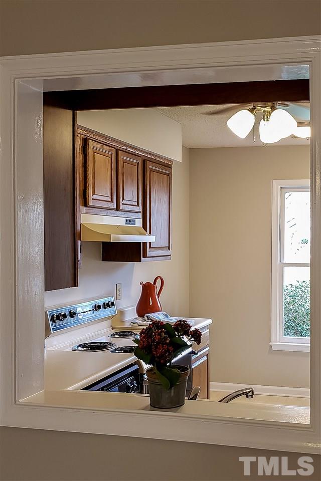 2640 Cottage Circle Raleigh, NC 27613 - Photo 14 of 22