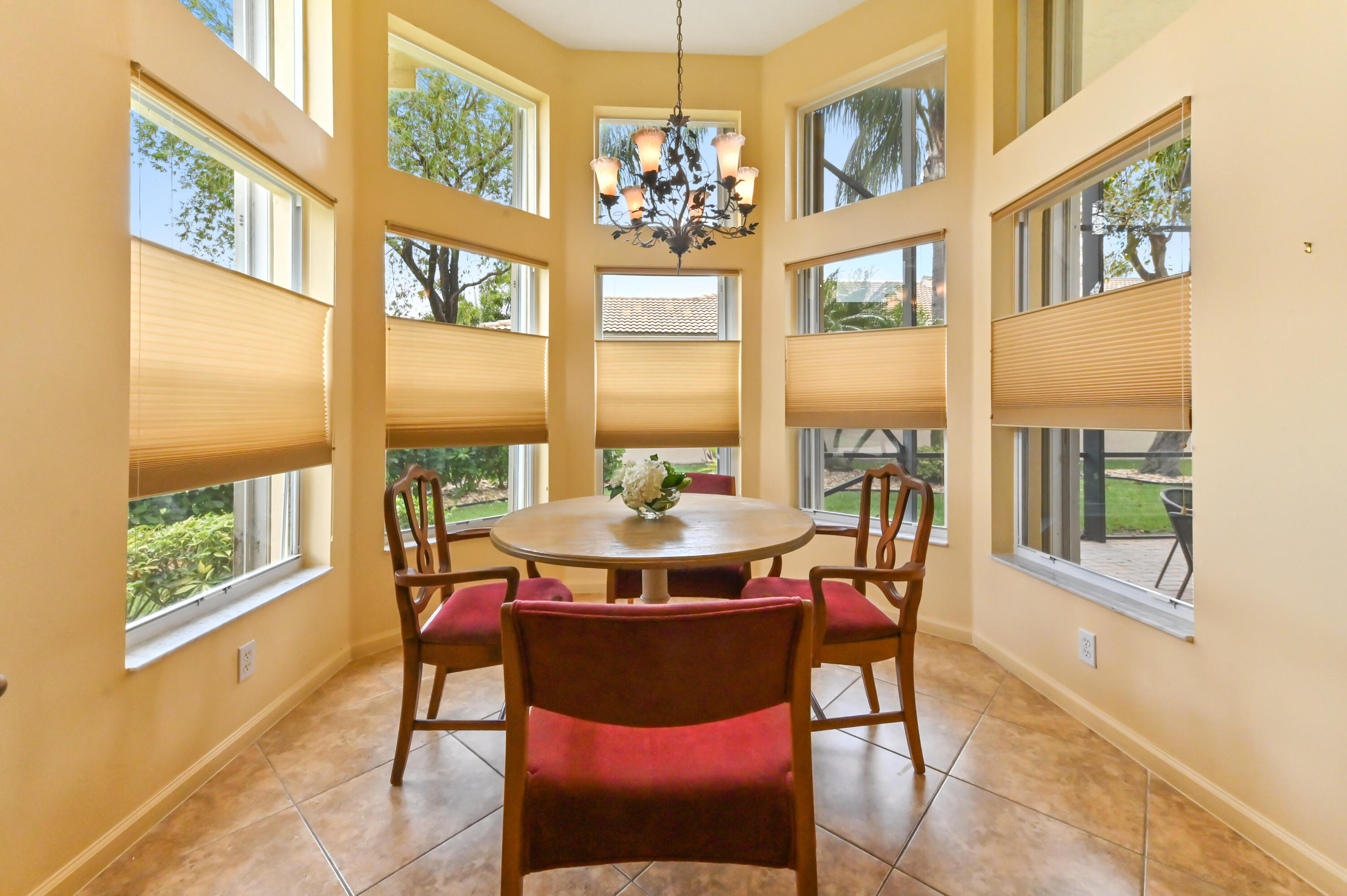 7712 Lighthouse Point Lane Lake Worth, FL 33467 - Photo 19 of 43 31 dining area 01