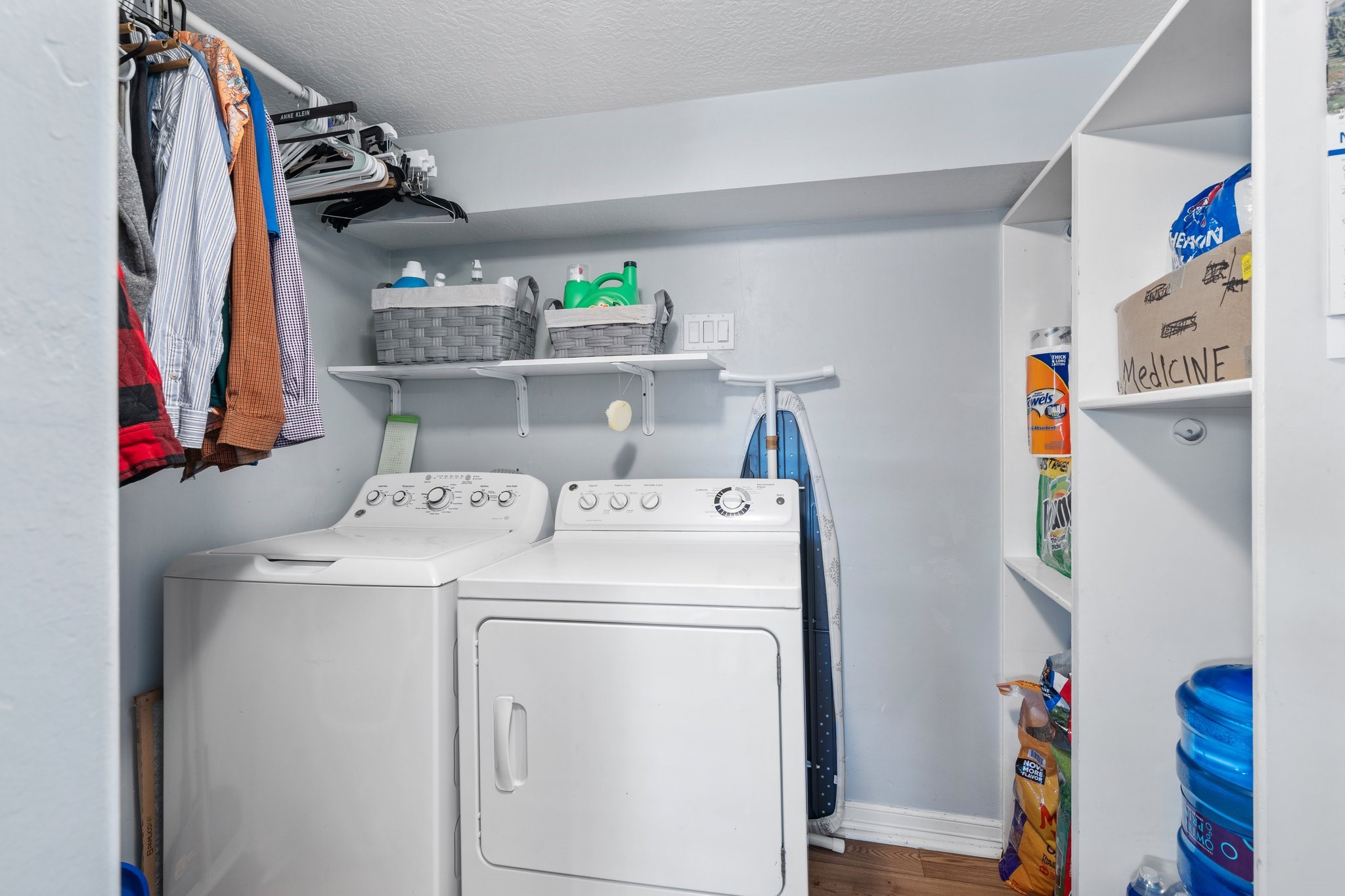 230 Busch Street Houston, TX 77060 - Photo 26 of 34 a utility room with dryer and washer