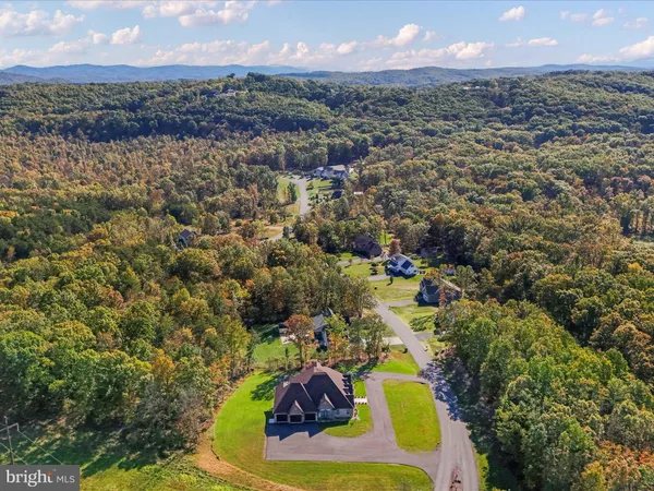 $1,099,000 | 113 North Lakewood Drive, Ridgeley, WV 26753