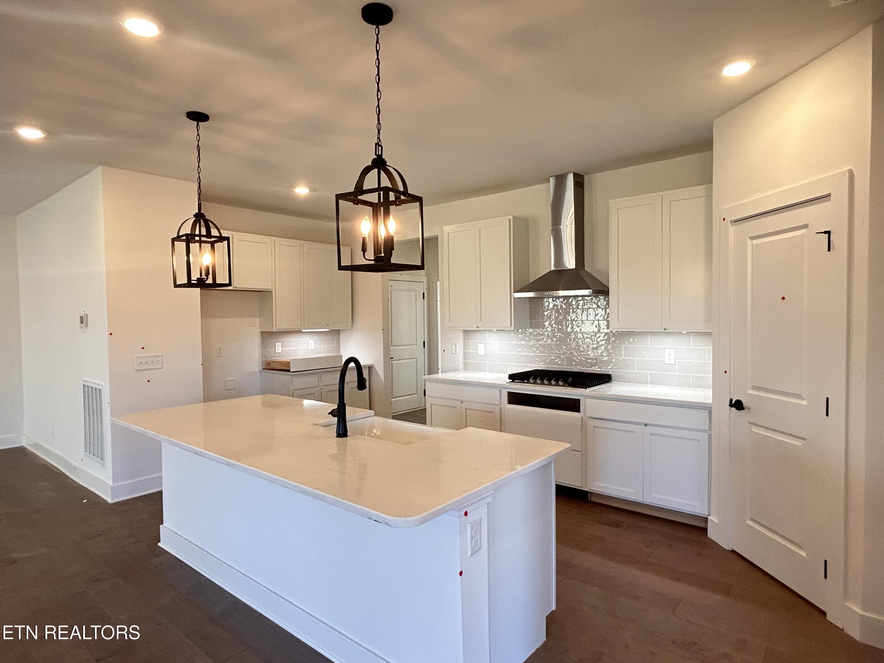 420 Ivey Farms Road Farragut, TN 37934 - Photo 4 of 22 IMG_8234