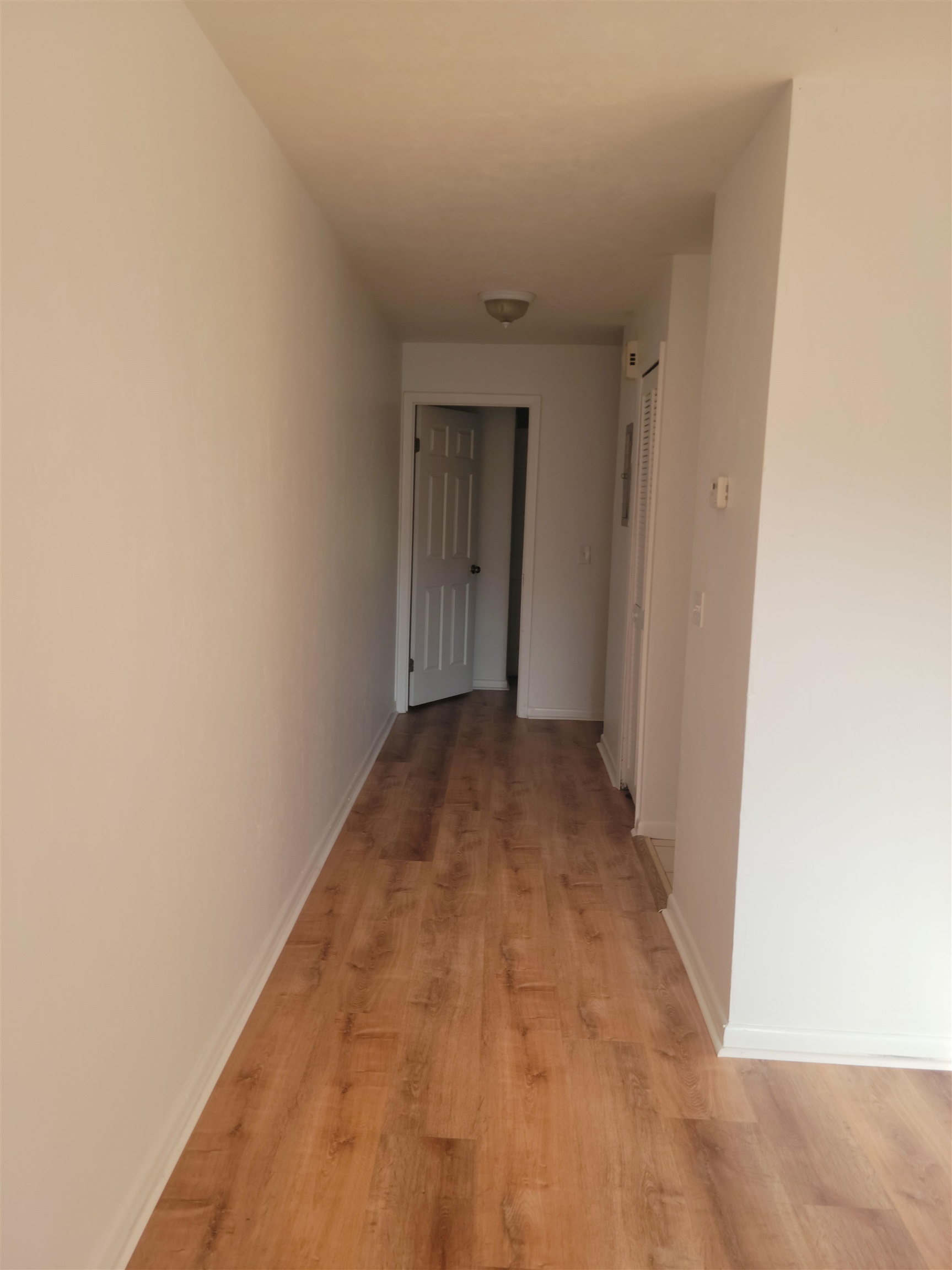 2605 Dobbs Road, Unit D St. Augustine, FL 32086 - Photo 4 of 13 a view of a hallway