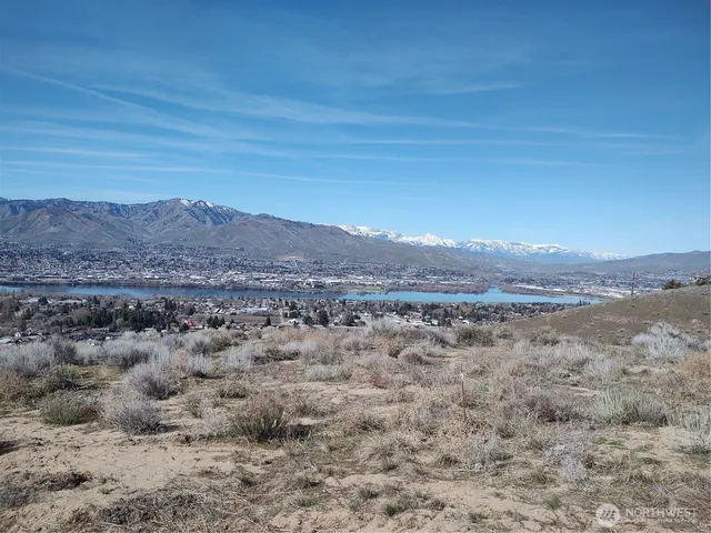 a view of mountain view