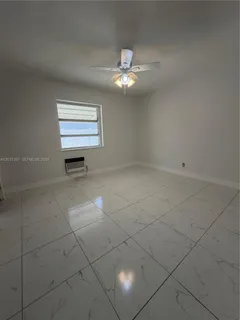 $1,800 | 405 Southeast 23rd Street, Unit 1, Fort Lauderdale, FL 33316