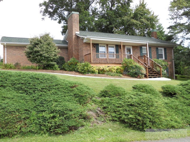 429 Maple Street Sparta, NC 28675 - Photo 1 of 3 Gallery Image 1