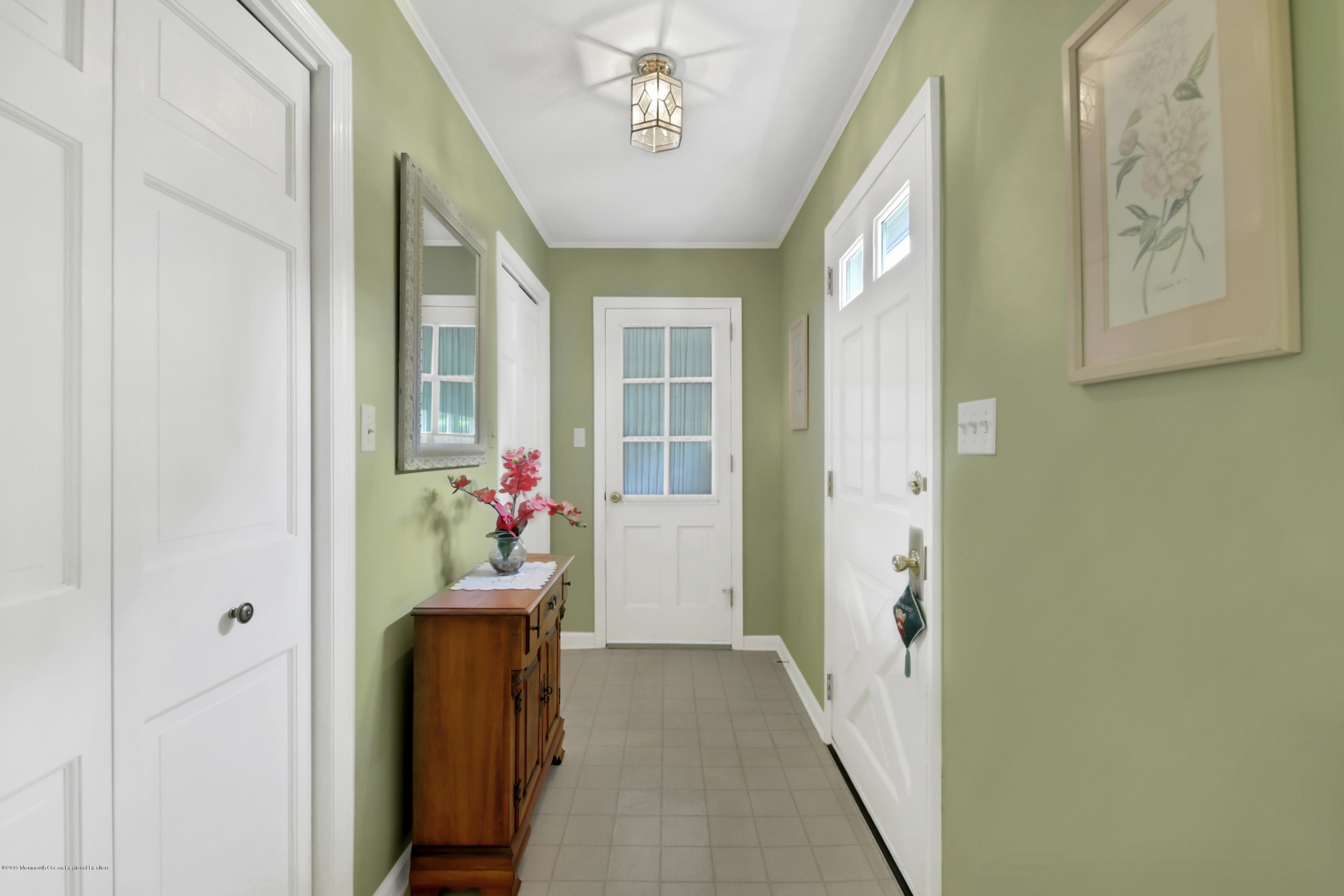 8 Taylor Road Matawan, NJ 07747 - Photo 12 of 36 5W5A1363_4_5