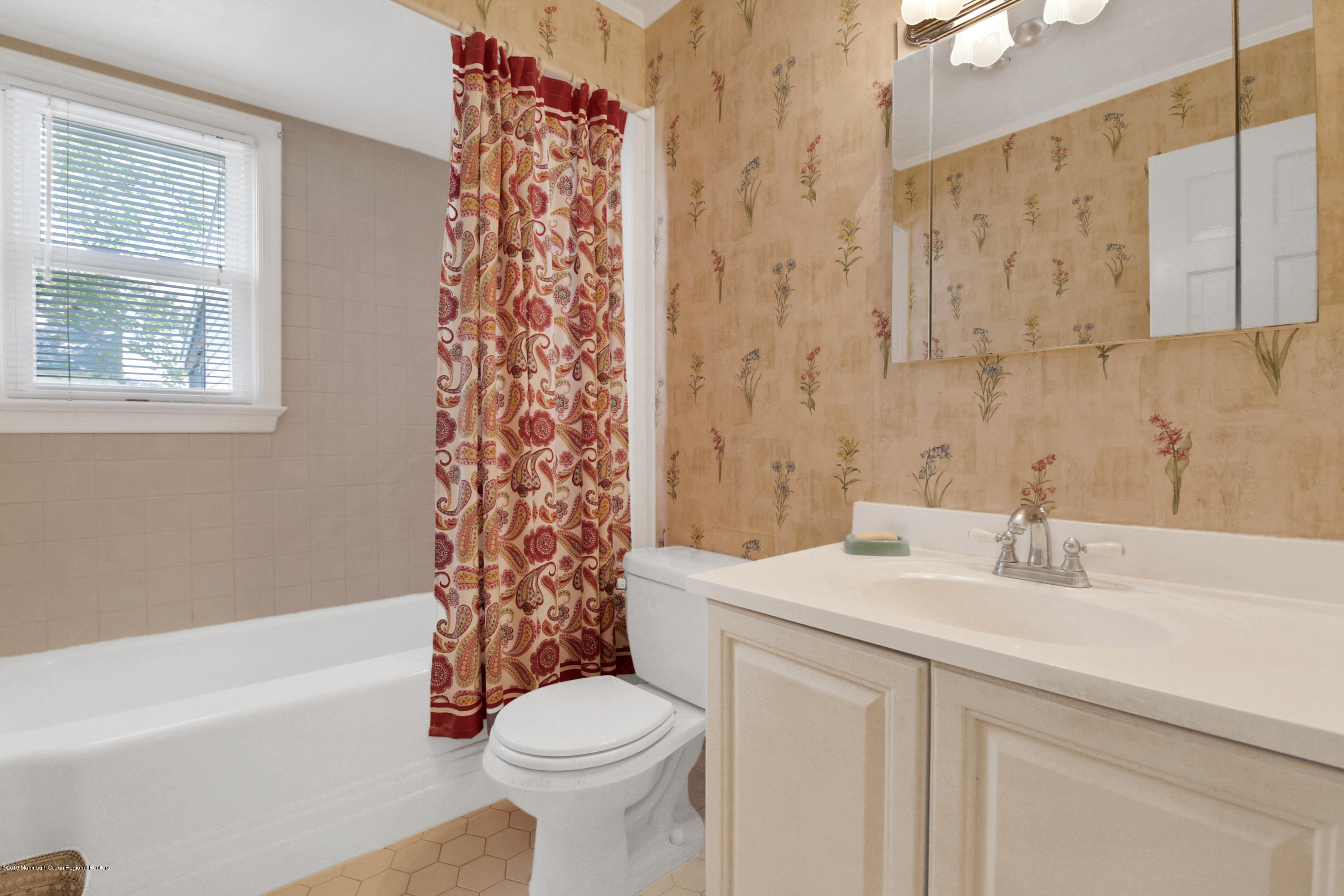 8 Taylor Road Matawan, NJ 07747 - Photo 23 of 36 5W5A1358_59_60 - Copy - Copy
