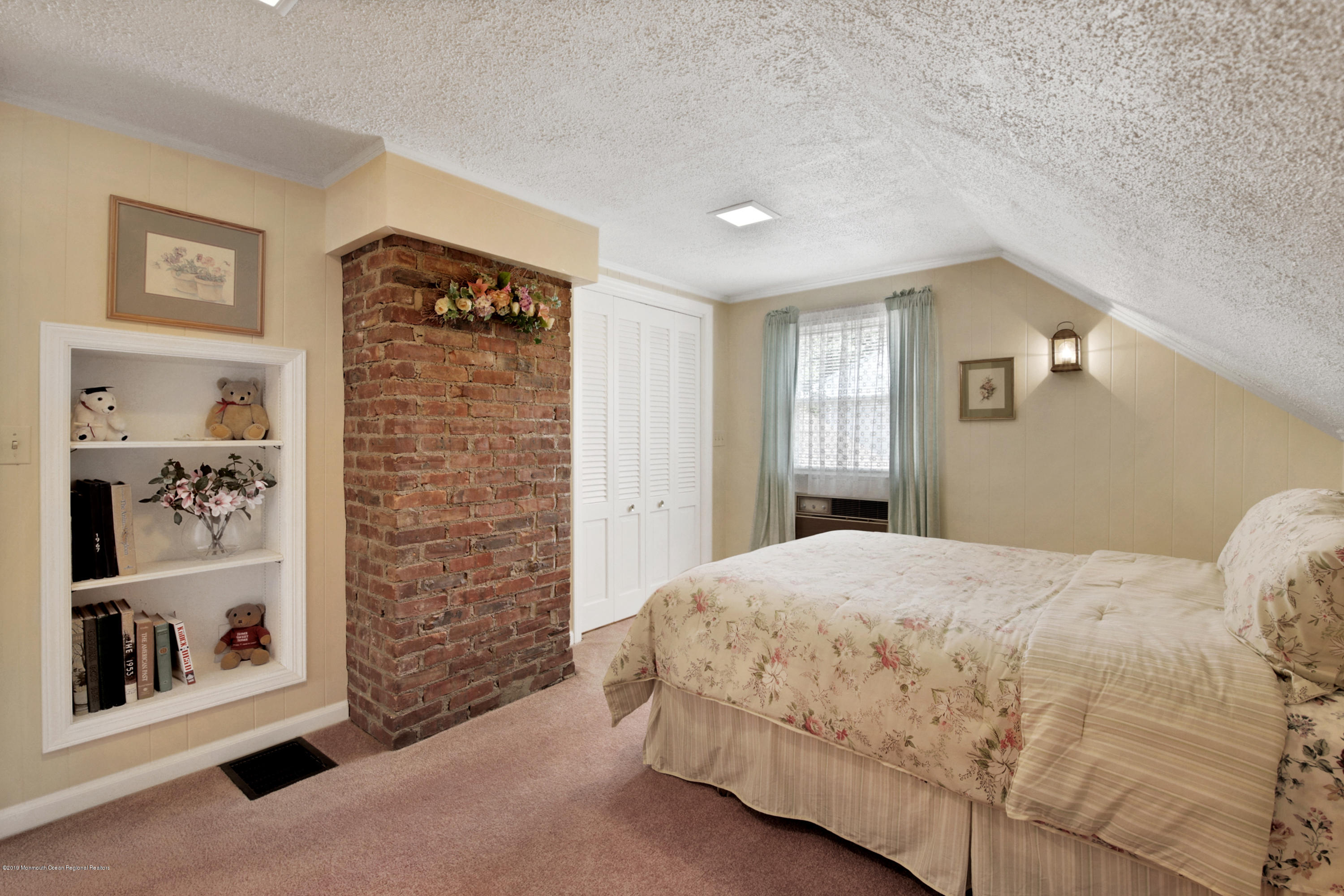8 Taylor Road Matawan, NJ 07747 - Photo 29 of 36 5W5A1398_399_400