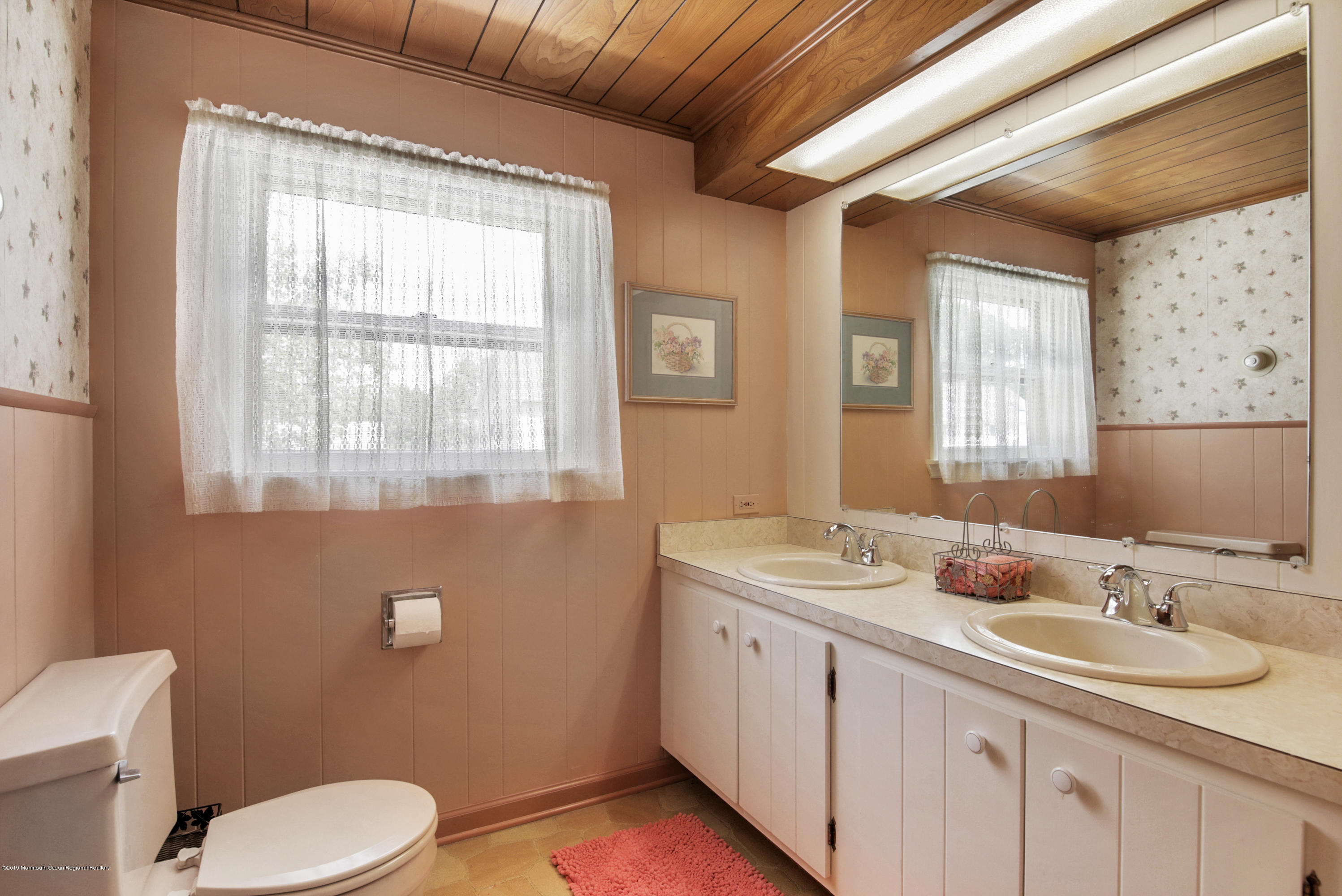 8 Taylor Road Matawan, NJ 07747 - Photo 30 of 36 5W5A1377_8_9