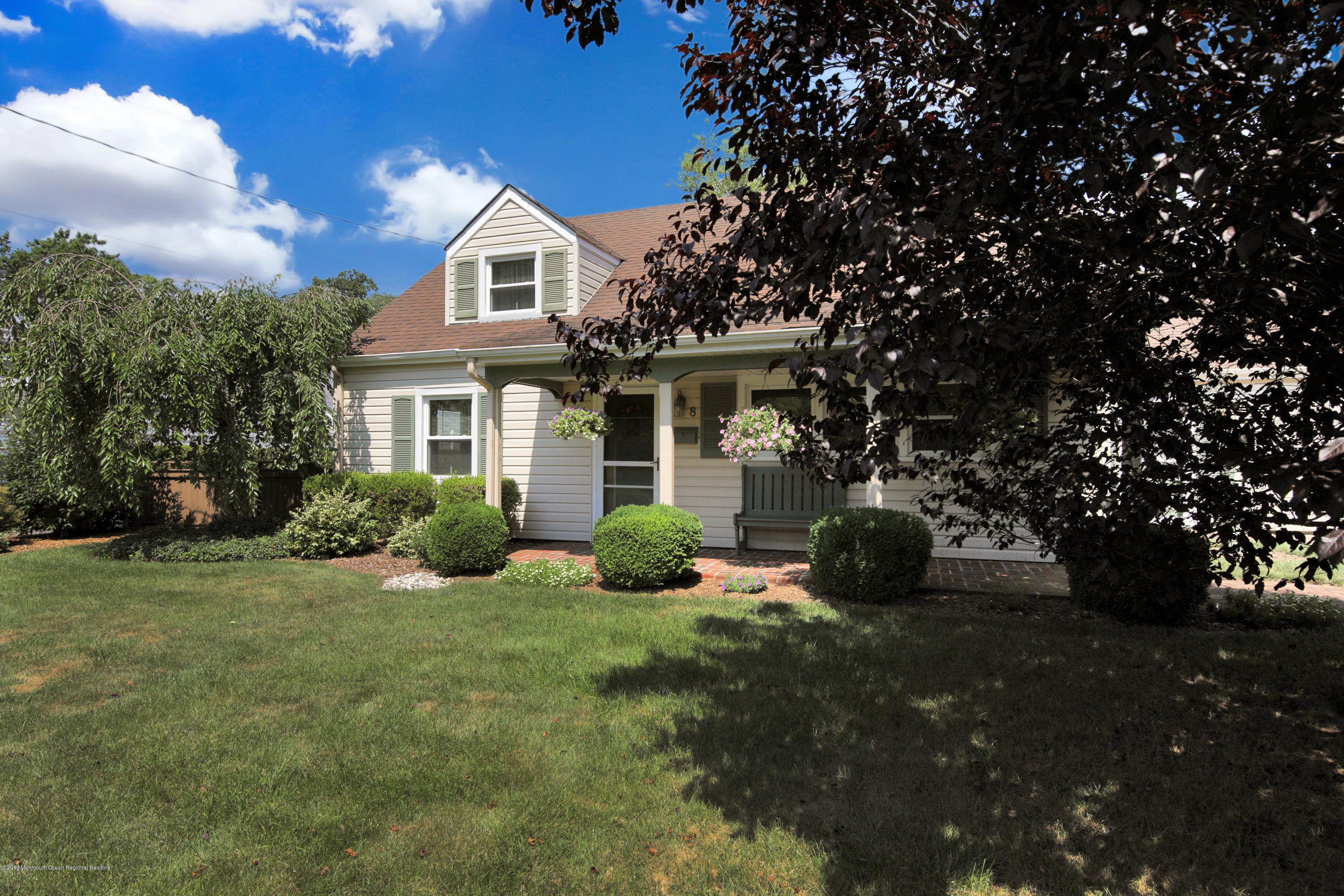 8 Taylor Road Matawan, NJ 07747 - Photo 3 of 36 5W5A1298 - Copy - Copy