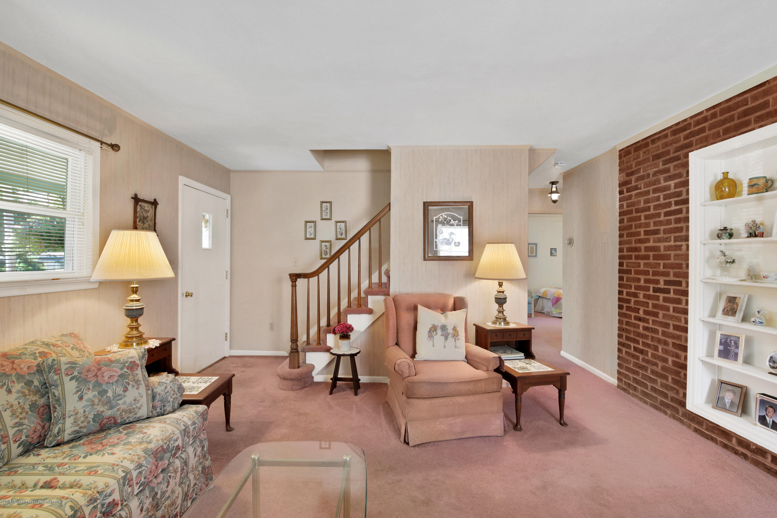 8 Taylor Road Matawan, NJ 07747 - Photo 9 of 36 5W5A1328_29_30