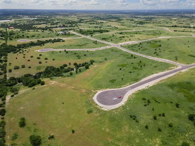 $200,000 | 3609 Lucky Pepper Drive, Granbury, TX 76049