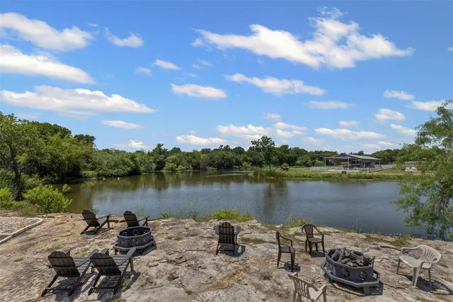 $200,000 | 3609 Lucky Pepper Drive, Granbury, TX 76049