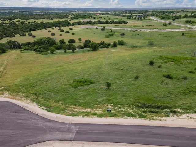 $200,000 | 3609 Lucky Pepper Drive, Granbury, TX 76049