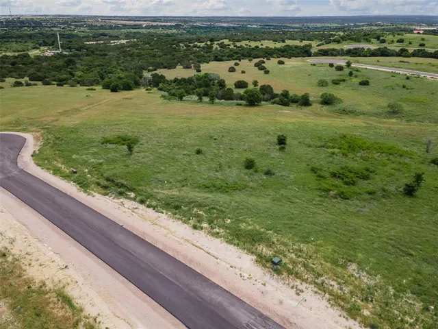 $200,000 | 3609 Lucky Pepper Drive, Granbury, TX 76049