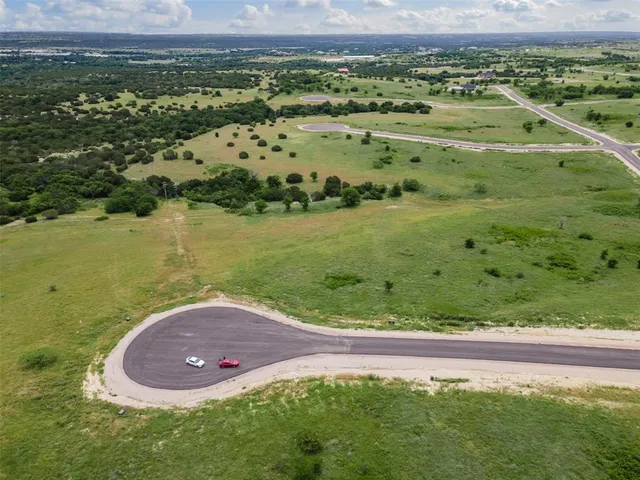 $200,000 | 3609 Lucky Pepper Drive, Granbury, TX 76049