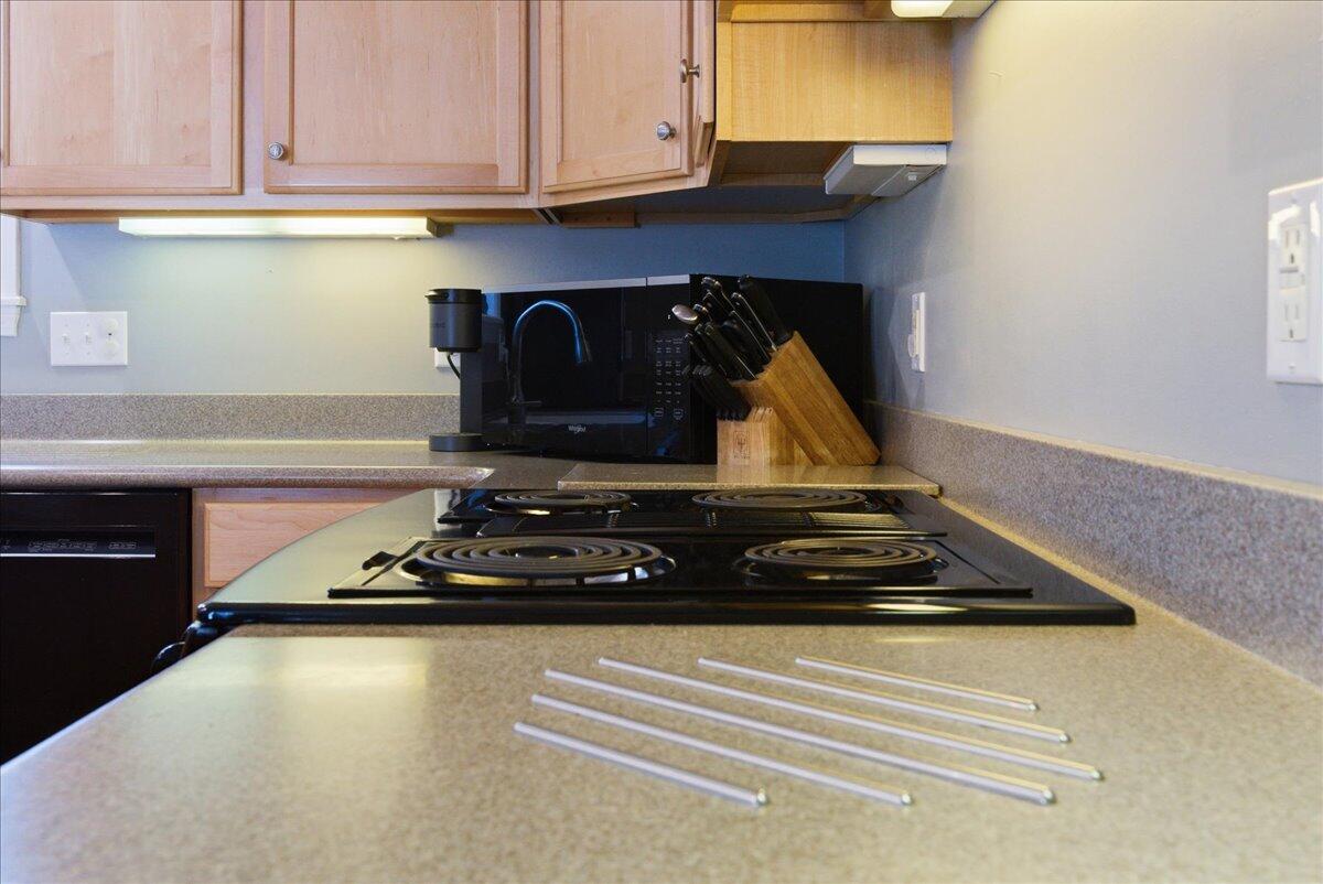 371 Maquoit Road Brunswick, ME 04011 - Photo 18 of 104 048-371 Maquoit Rd_Brunswick_ME-85