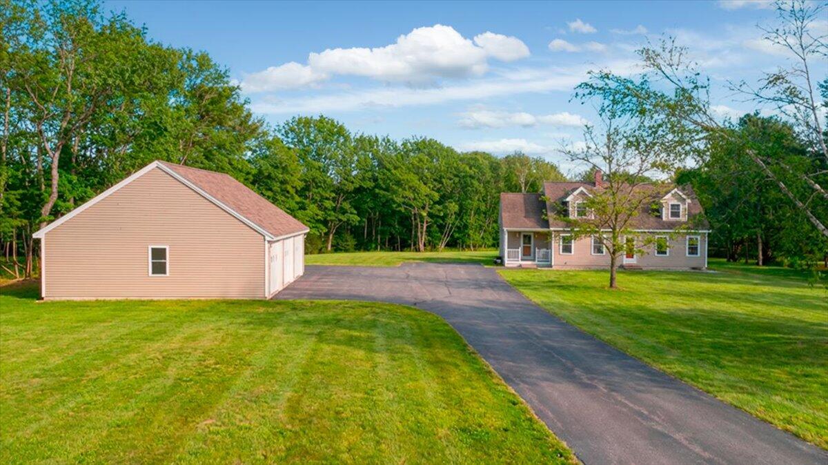 371 Maquoit Road Brunswick, ME 04011 - Photo 2 of 104 001-371 Maquoit Rd_Brunswick_ME-104