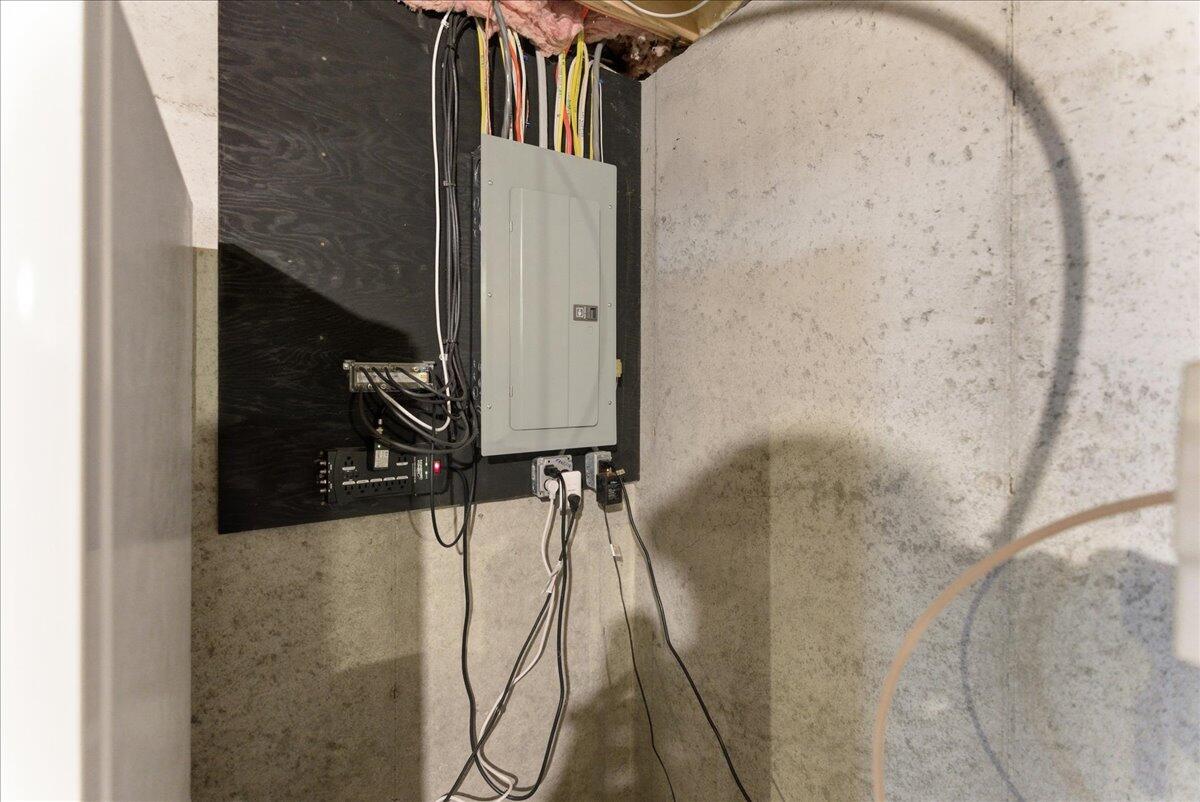 371 Maquoit Road Brunswick, ME 04011 - Photo 69 of 104 099-371 Maquoit Rd_Brunswick_ME-87